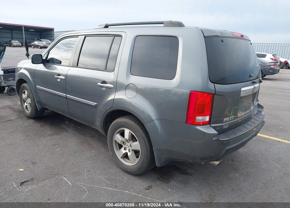 2011 HONDA PILOT EX-L VIN: 5FNYF3H5XBB001101