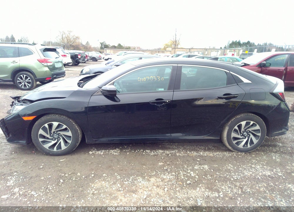 2019 HONDA CIVIC LX VIN: SHHFK7H38KU411810