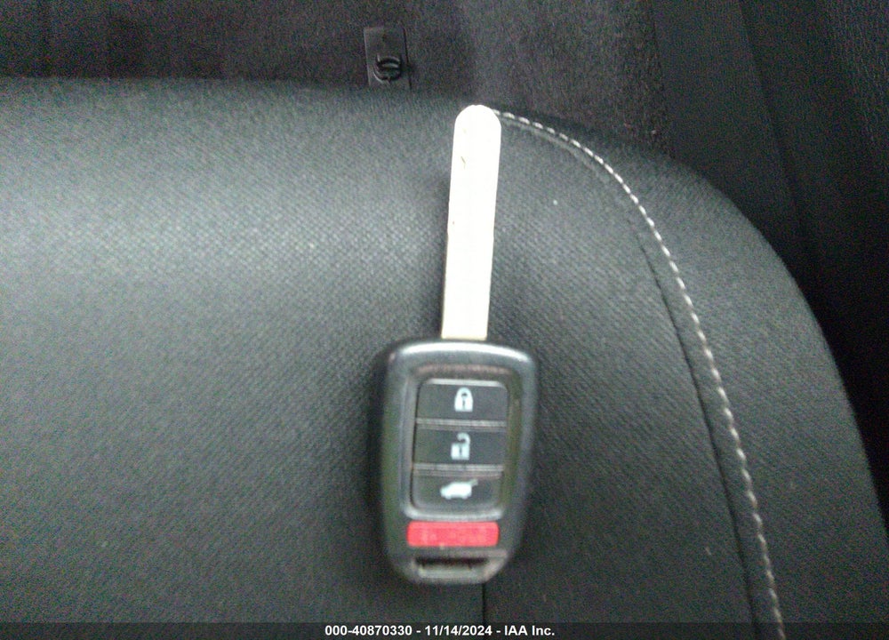 2019 HONDA CIVIC LX VIN: SHHFK7H38KU411810