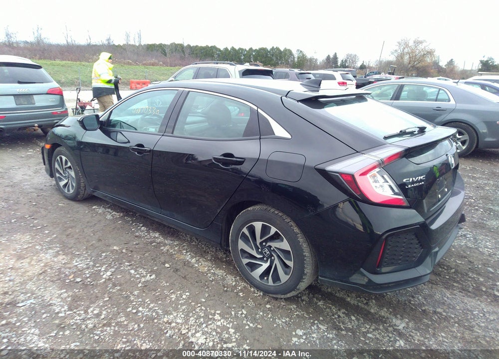 2019 HONDA CIVIC LX VIN: SHHFK7H38KU411810