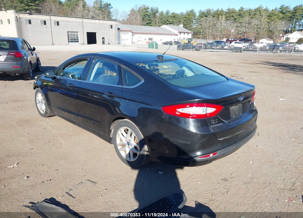 2015 FORD FUSION SE VIN: 3FA6P0H71FR260638