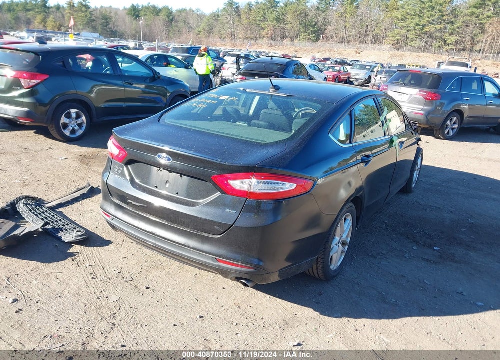 2015 FORD FUSION SE VIN: 3FA6P0H71FR260638