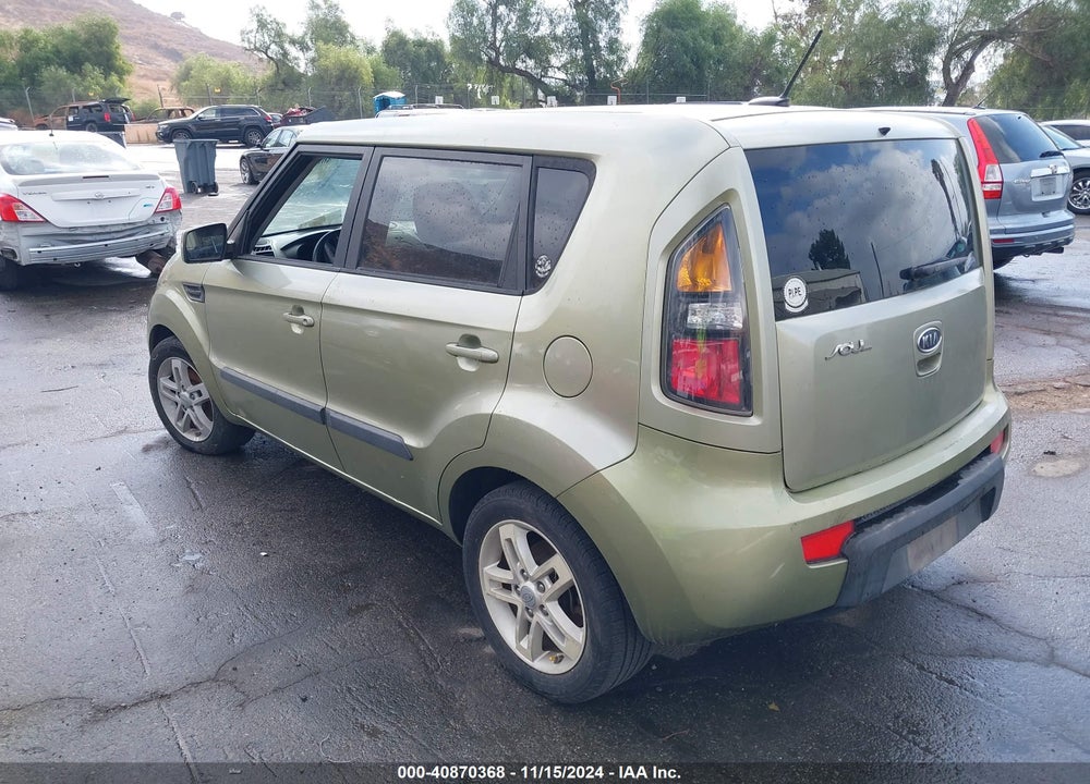 2011 KIA SOUL VIN: KNDJT2A21B7330263