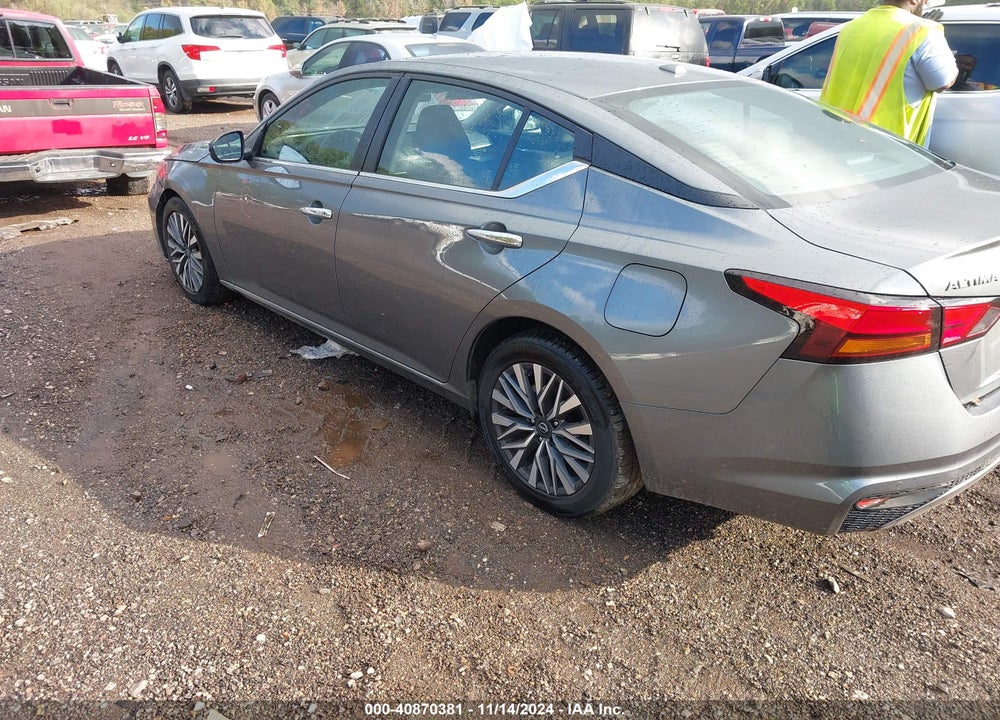 2023 NISSAN ALTIMA SV FWD VIN: 1N4BL4DV1PN309377