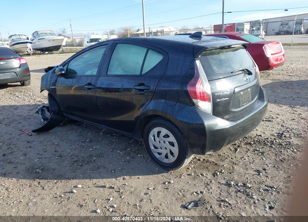 2016 TOYOTA PRIUS C TWO VIN: JTDKDTB35G1124663