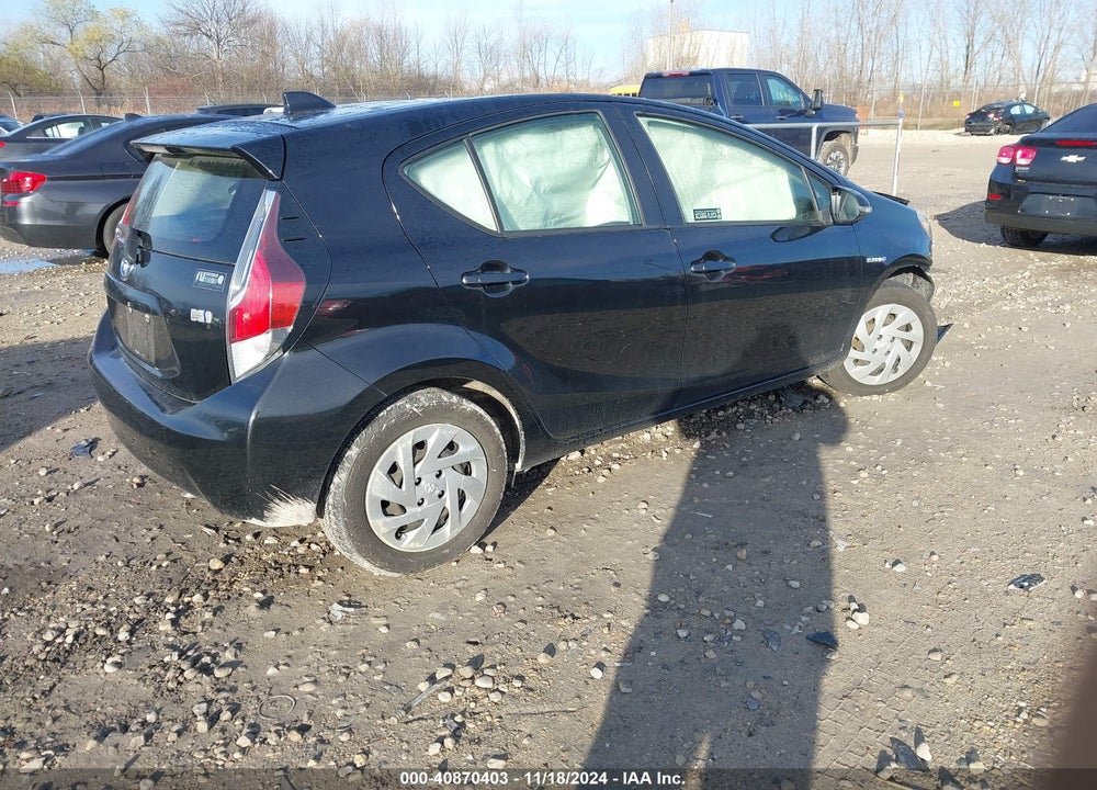 2016 TOYOTA PRIUS C TWO VIN: JTDKDTB35G1124663