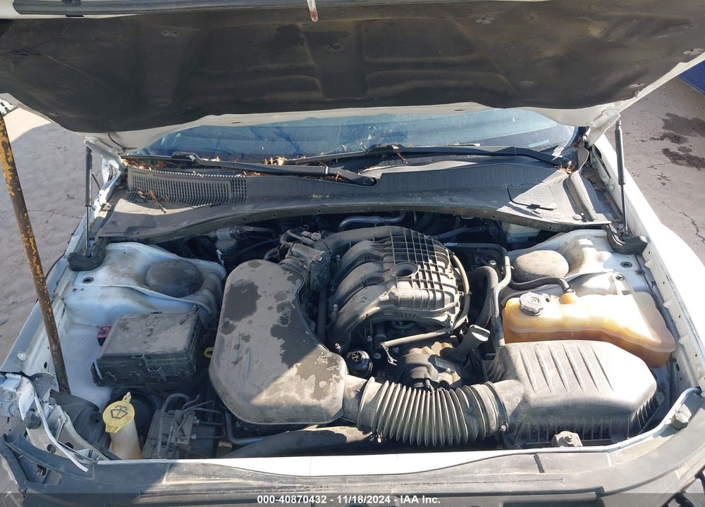 2014 CHRYSLER 300 VIN: 2C3CCAAG8EH381111