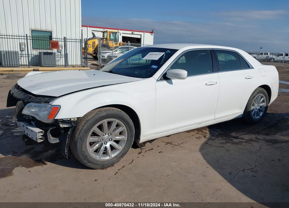 2014 CHRYSLER 300 VIN: 2C3CCAAG8EH381111