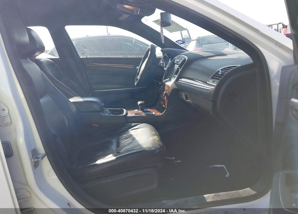 2014 CHRYSLER 300 VIN: 2C3CCAAG8EH381111