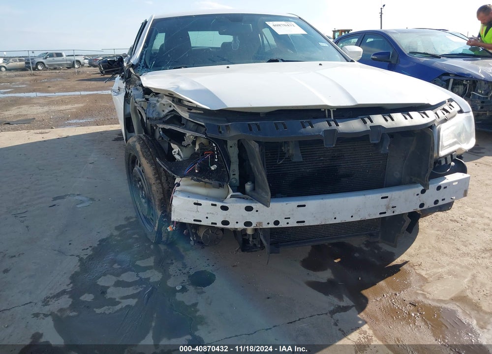 2014 CHRYSLER 300 VIN: 2C3CCAAG8EH381111