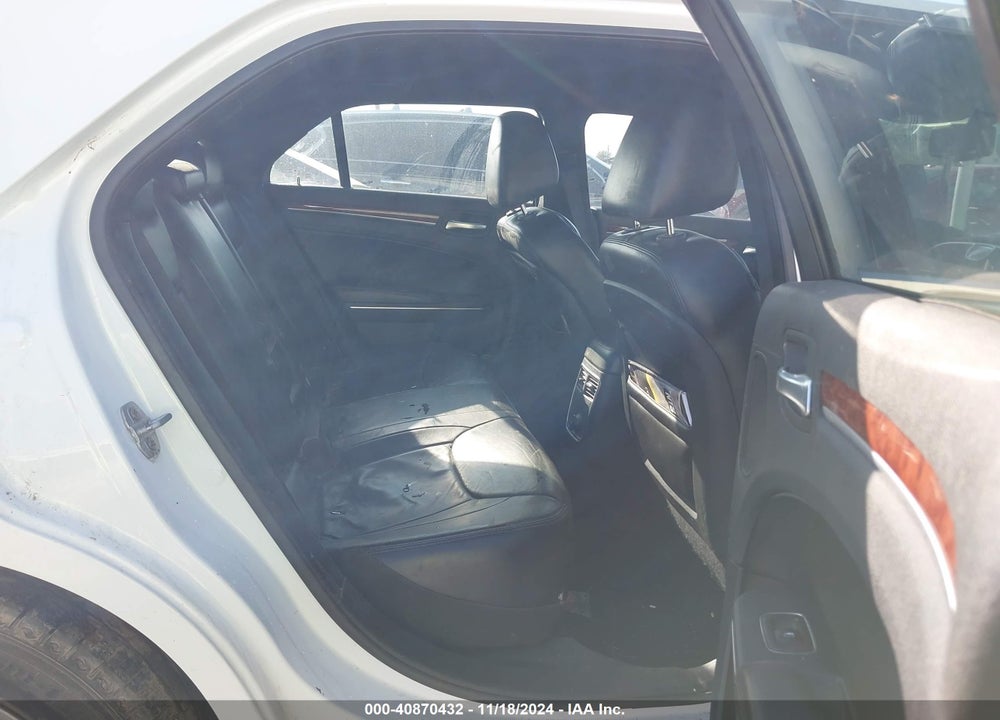 2014 CHRYSLER 300 VIN: 2C3CCAAG8EH381111
