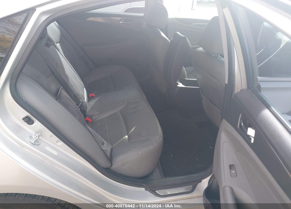 2015 HYUNDAI SONATA HYBRID LIMITED VIN: KMHEC4A49FA124756