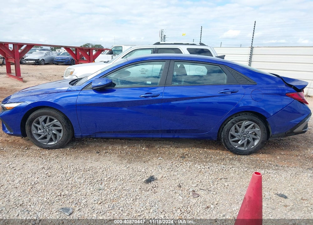 2024 HYUNDAI ELANTRA SEL VIN: KMHLM4DG6RU661582