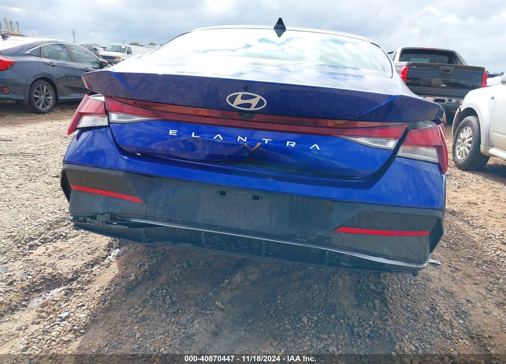 2024 HYUNDAI ELANTRA SEL VIN: KMHLM4DG6RU661582