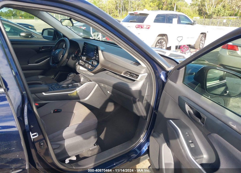 2020 TOYOTA HIGHLANDER L VIN: 5TDCZRAH8LS504194