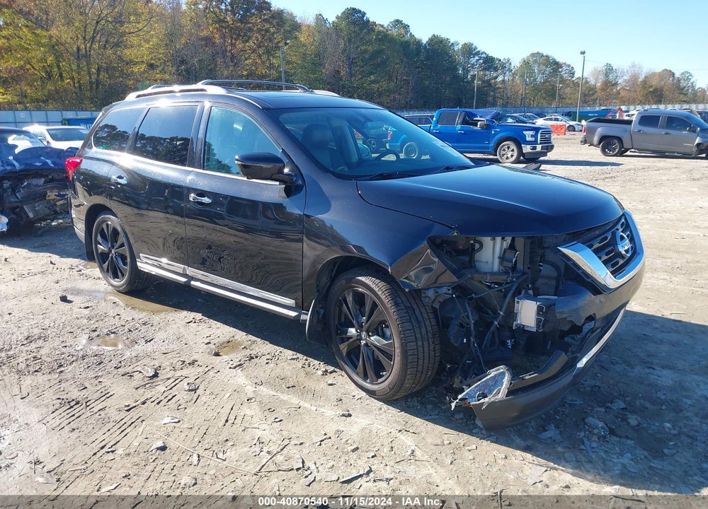 2017 NISSAN PATHFINDER PLATINUM VIN: 5N1DR2MN1HC696656