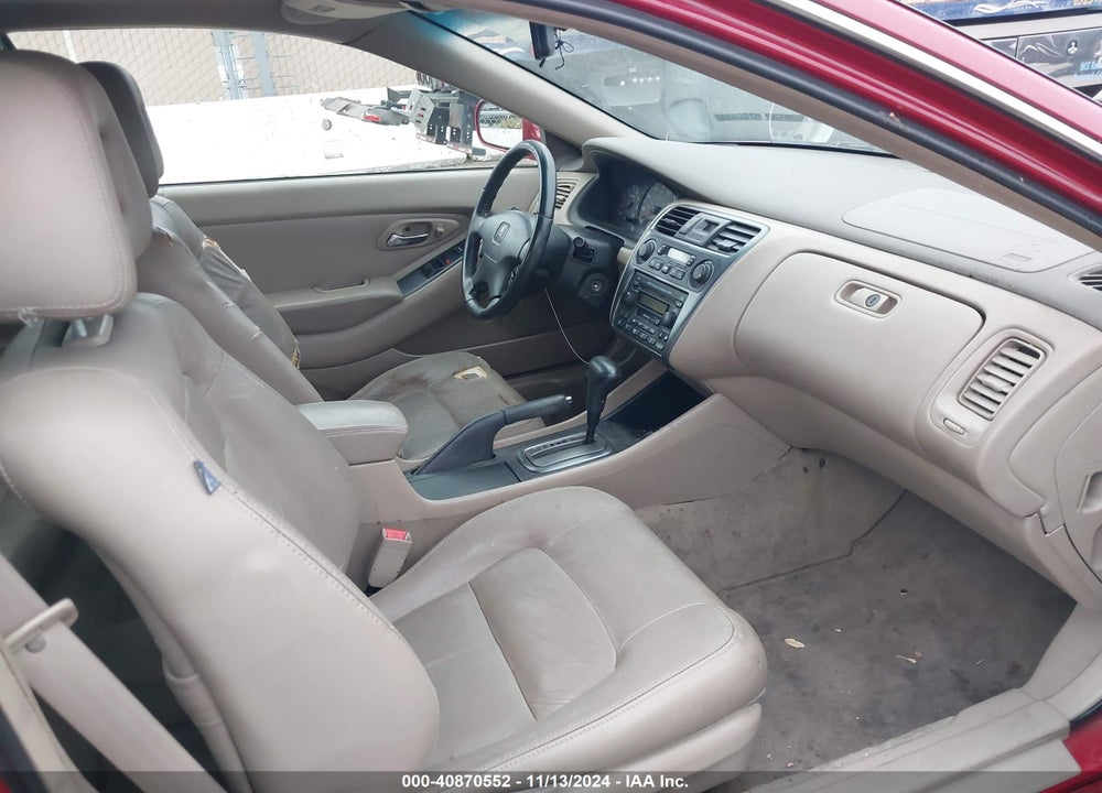 2001 HONDA ACCORD 3.0 EX VIN: 1HGCG225X1A025501