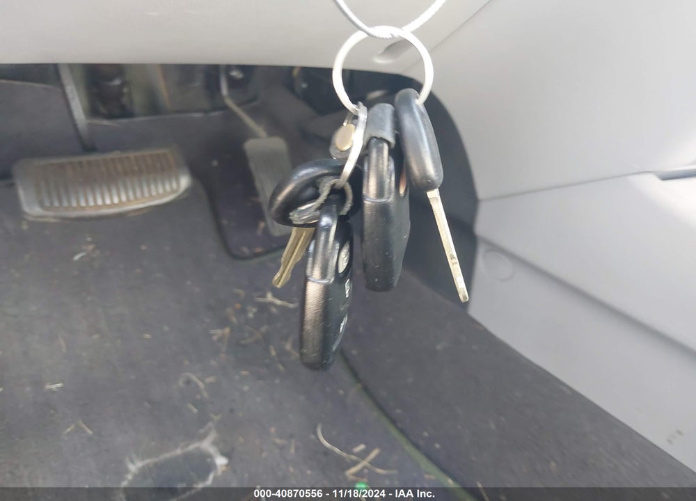 2009 HYUNDAI ELANTRA GLS VIN: KMHDU46DX9U818893