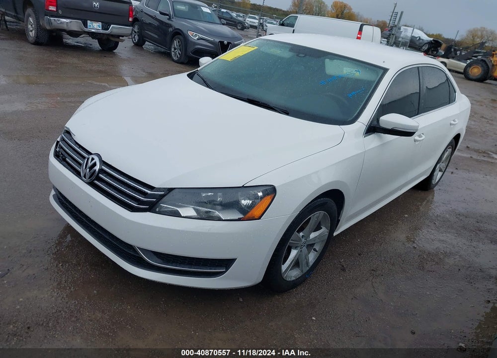 2013 VOLKSWAGEN PASSAT 2.5L SE VIN: 1VWBP7A37DC097852