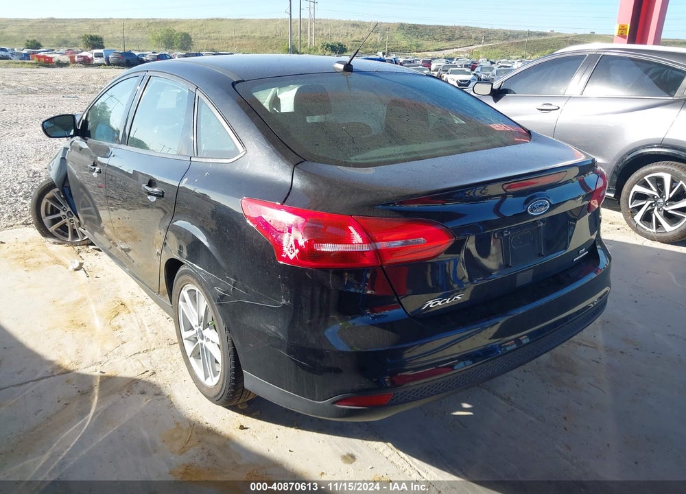 2016 FORD FOCUS SE VIN: 1FADP3F23GL227981