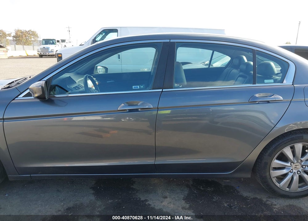2011 HONDA ACCORD 2.4 EX-L VIN: 1HGCP2F88BA075058