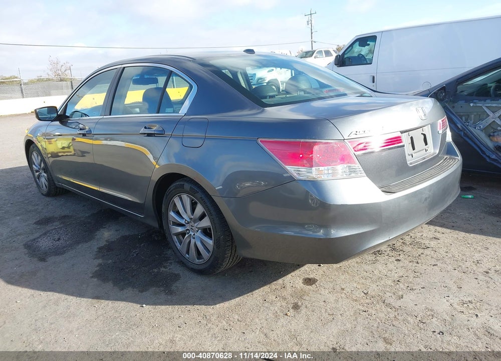2011 HONDA ACCORD 2.4 EX-L VIN: 1HGCP2F88BA075058