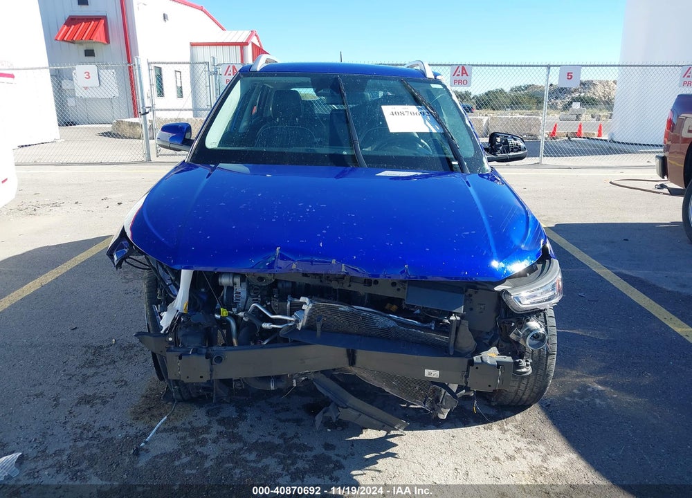 2023 HYUNDAI VENUE LIMITED VIN: KMHRC8A33PU221211