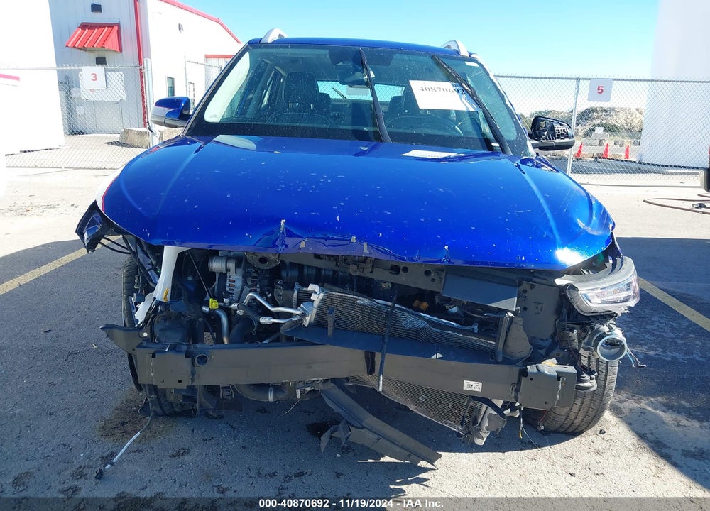 2023 HYUNDAI VENUE LIMITED VIN: KMHRC8A33PU221211