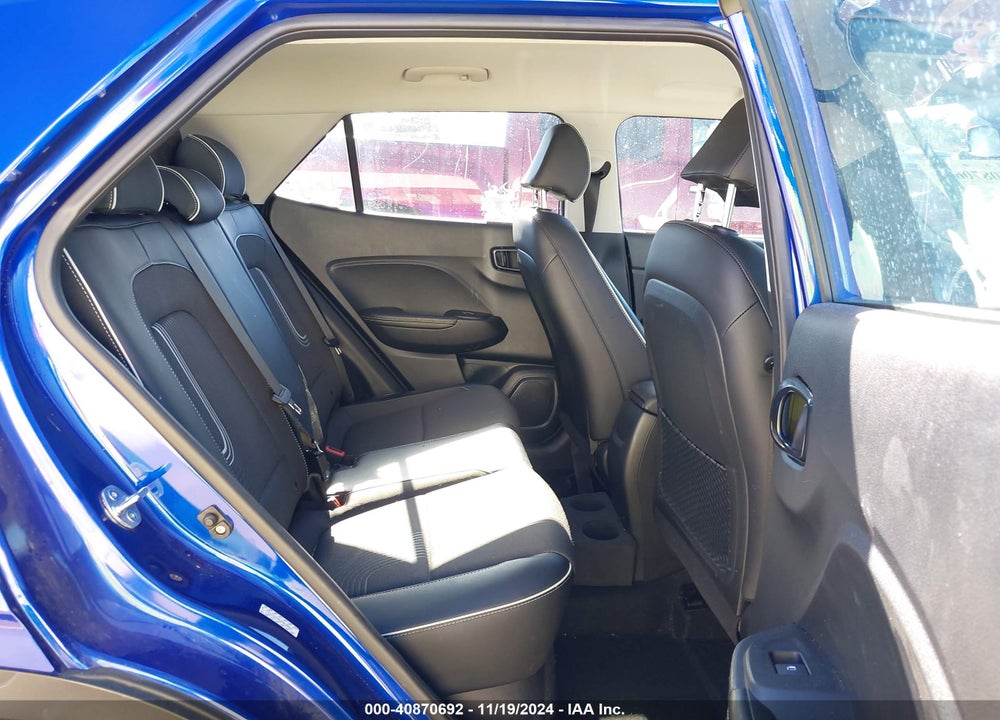 2023 HYUNDAI VENUE LIMITED VIN: KMHRC8A33PU221211