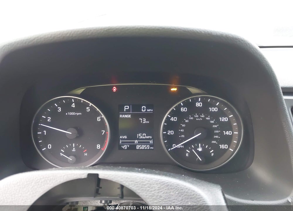 2017 HYUNDAI ELANTRA VIN: KMHD74LF5HU075894
