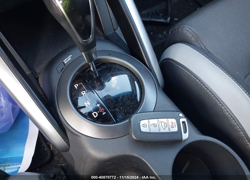2017 HYUNDAI VELOSTER TURBO VIN: KMHTC6AEXHU309878