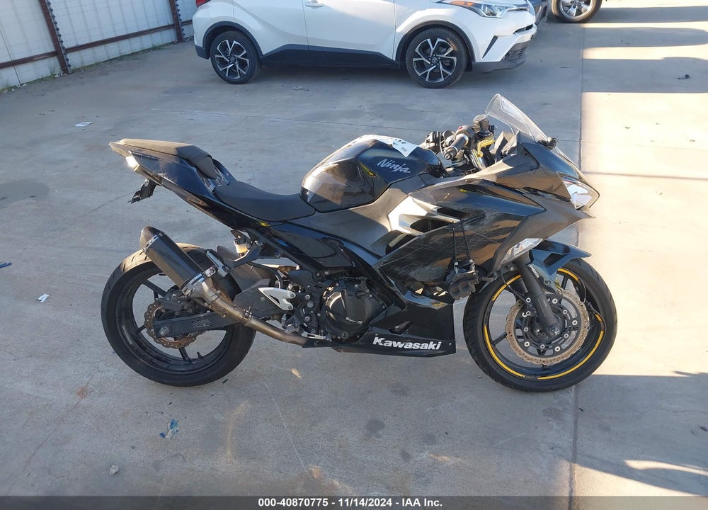 2019 KAWASAKI EX400 VIN: JKAEXKG14KDA28596