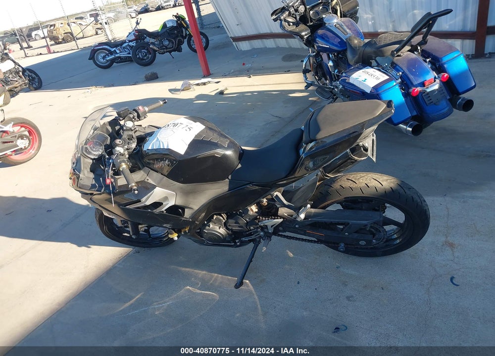 2019 KAWASAKI EX400 VIN: JKAEXKG14KDA28596