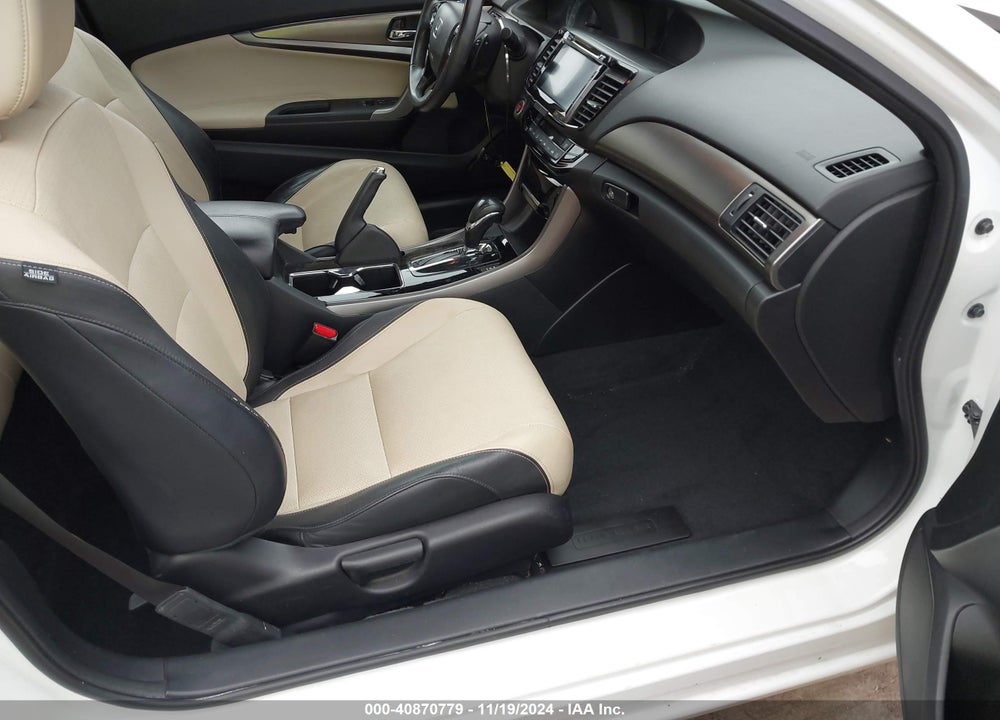 2016 HONDA ACCORD VIN: 1HGCT2B80GA002212
