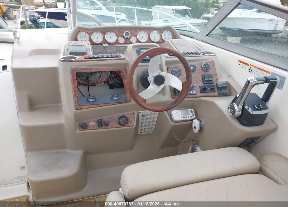 2007 LARSON 350 CABRIO VIN: LAR81631C607