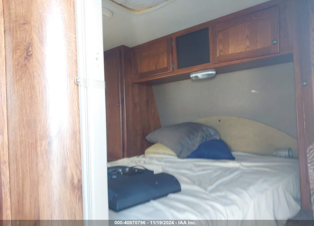 2013 KEYSTONE RV ENERGY 300 FB VIN: 4YDT30021DN830143