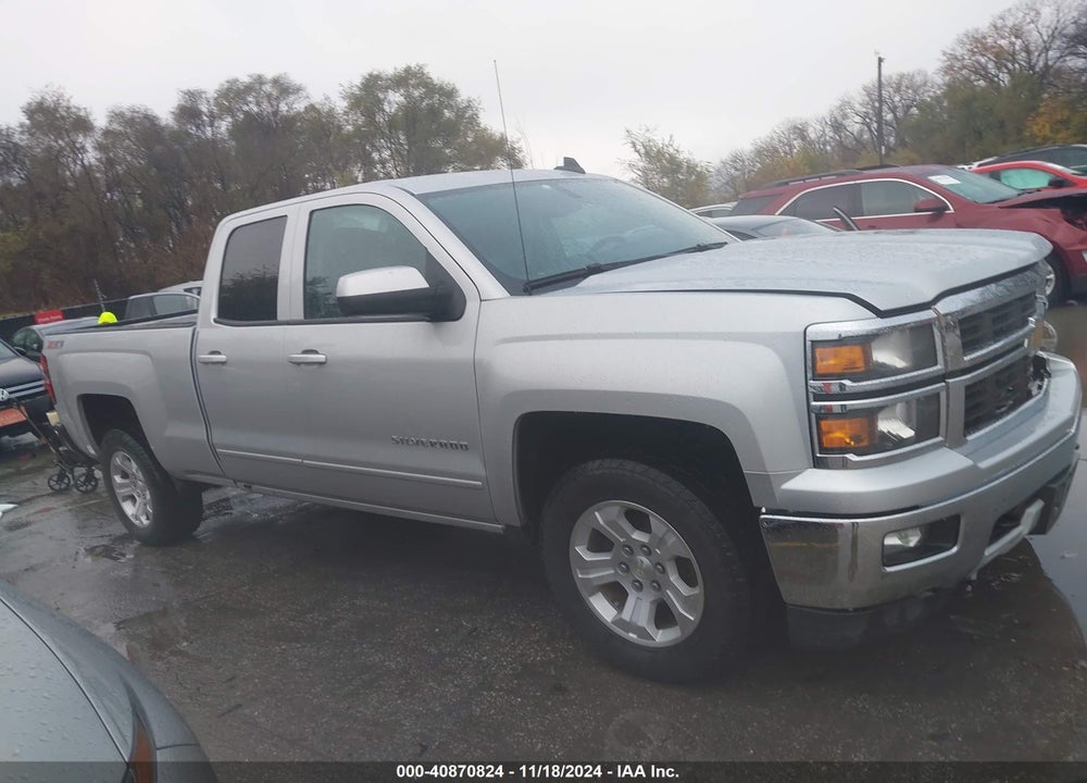 2015 CHEVROLET SILVERADO 1500 2LT VIN: 1GCVKREC9FZ415491