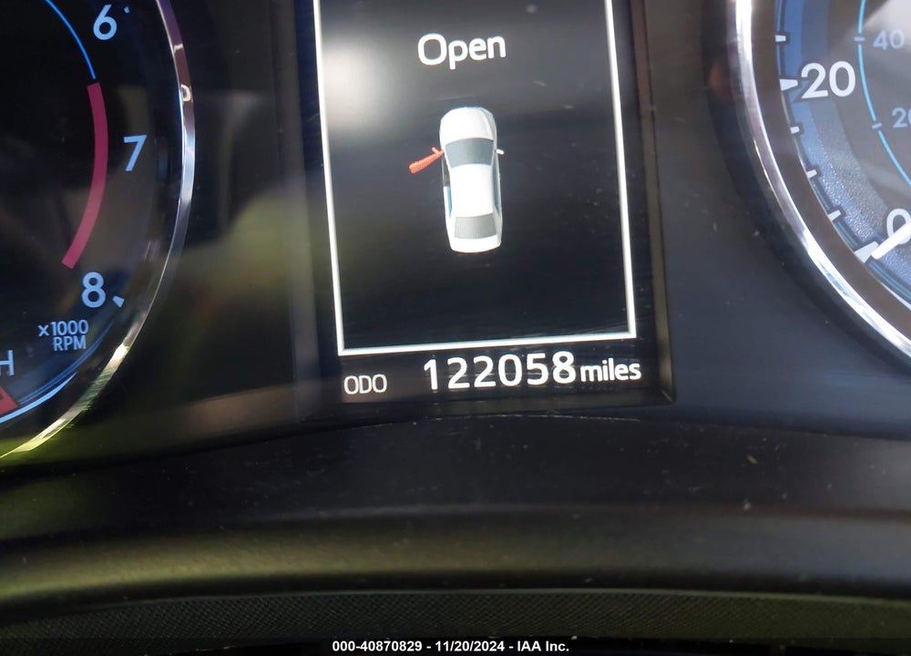 2017 TOYOTA COROLLA SE VIN: 5YFBURHE7HP586229