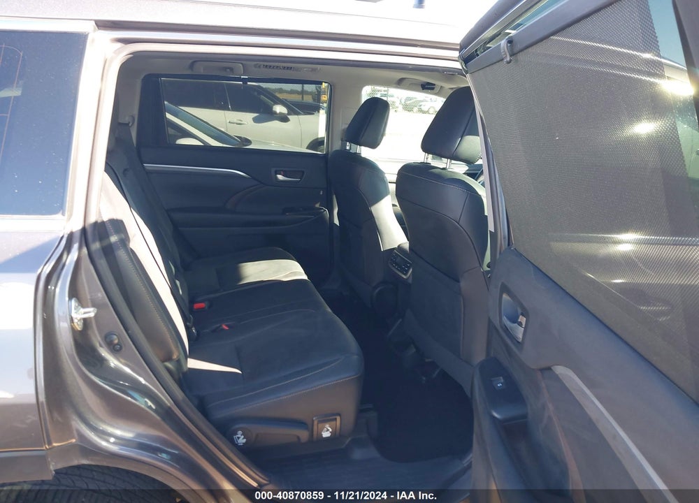 2019 TOYOTA HIGHLANDER LIMITED/PLATINUM VIN: 5TDDZRFH4KS943842