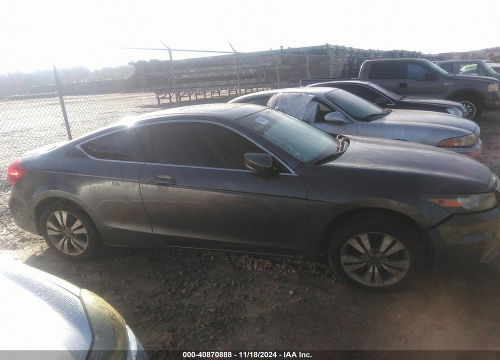 2012 HONDA ACCORD 2.4 EX VIN: 1HGCS1B77CA004277