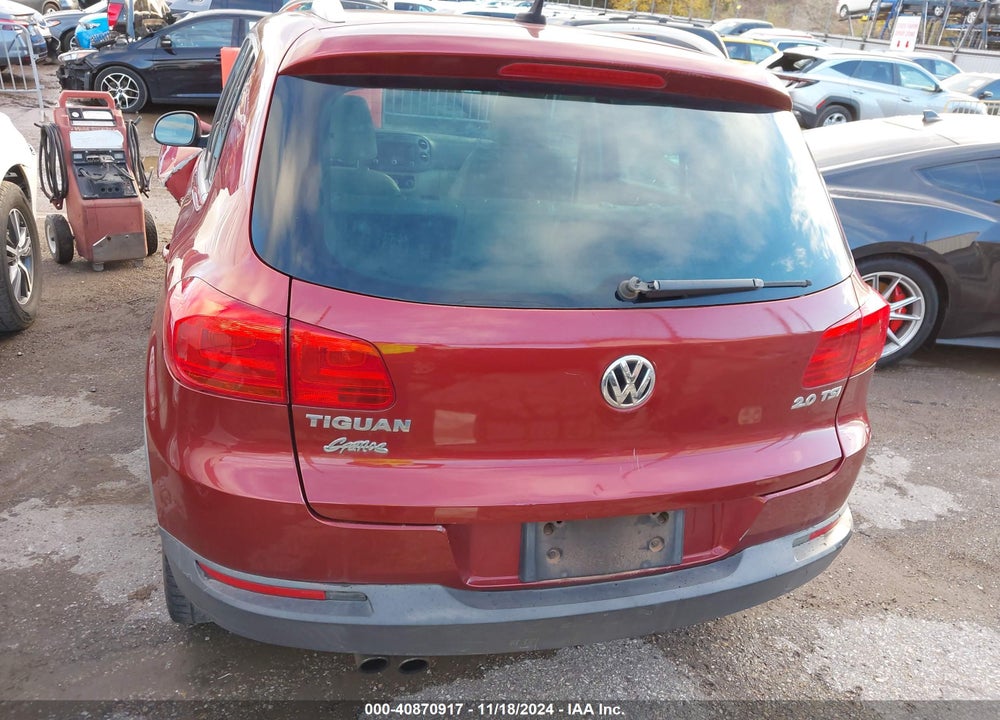 2012 VOLKSWAGEN TIGUAN SE VIN: WVGAV7AX6CW005839
