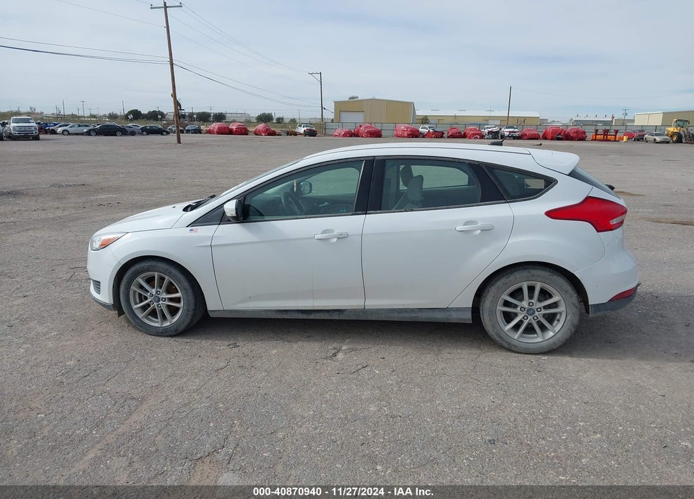 2017 FORD FOCUS SE VIN: 1FADP3K20HL204598