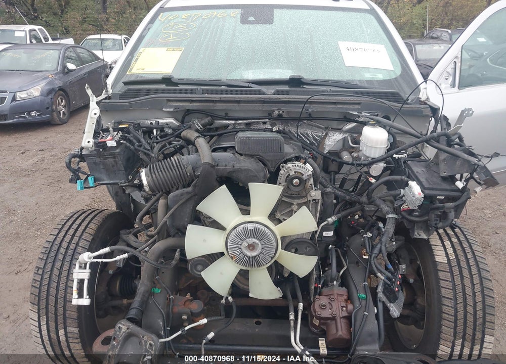 2018 GMC SIERRA 2500HD SLT VIN: 1GT12TEGXJF195402