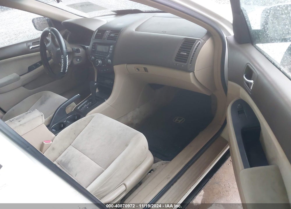 2004 HONDA ACCORD 2.4 LX VIN: 1HGCM563X4A078836