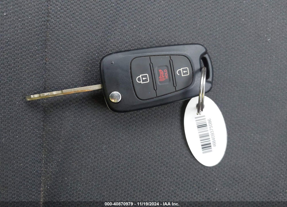 2011 KIA SOUL VIN: KNDJT2A28B7297794