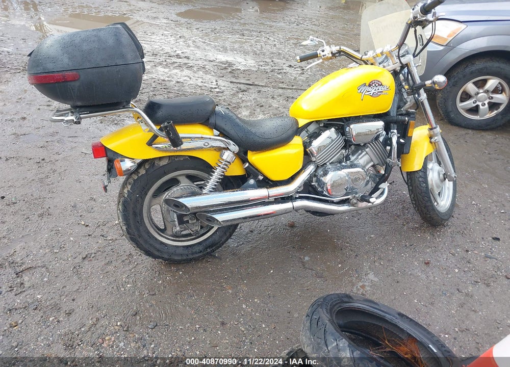1994 HONDA VF750 C VIN: JH2RC4308RM003999
