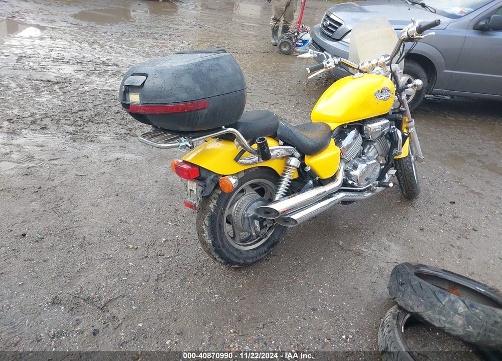 1994 HONDA VF750 C VIN: JH2RC4308RM003999