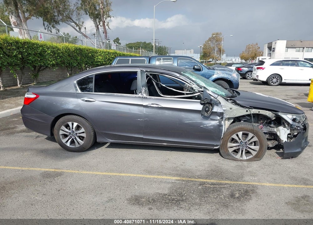 2015 HONDA ACCORD LX VIN: 1HGCR2F31FA136786