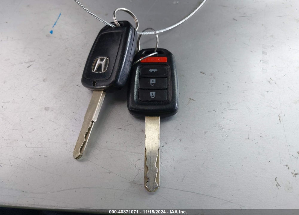 2015 HONDA ACCORD LX VIN: 1HGCR2F31FA136786