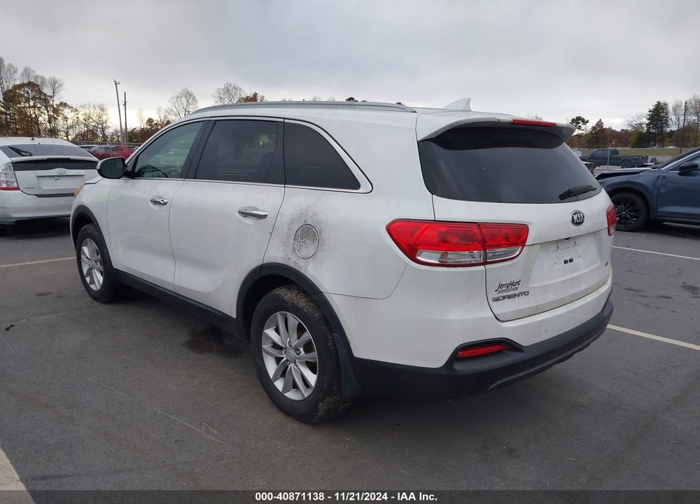 2016 KIA SORENTO 2.4L LX VIN: 5XYPG4A3XGG056946
